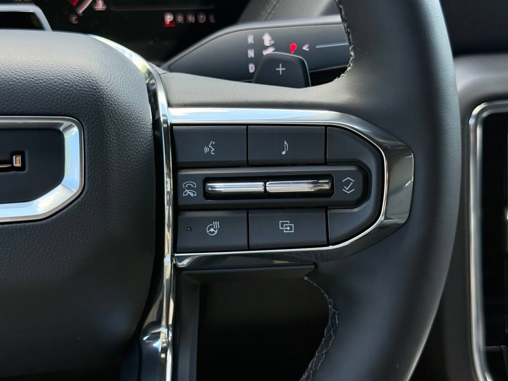 2026 GMC Yukon Denali - Photo 27