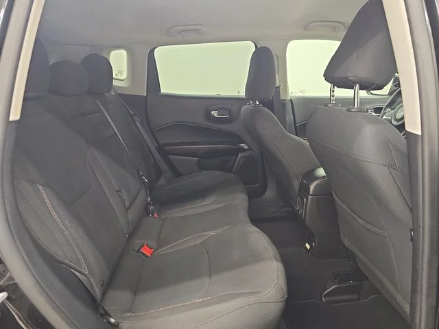 Used 2019 Diamond Black Jeep Sport image 12
