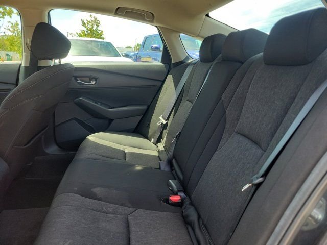 Used 2024 Platinum White Pearl Honda EX image 12
