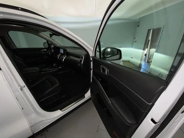 Used 2023 White Kia SX image 26
