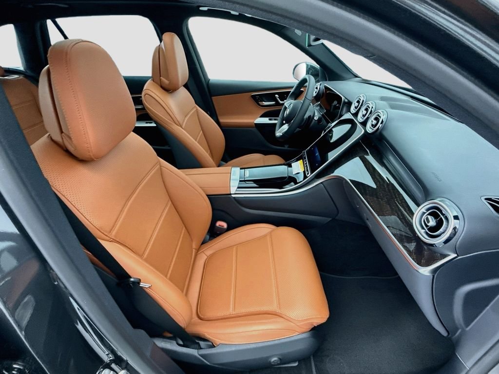 New 2027 Graphite Grey Metallic Mercedes-Benz GLC 300 image 20