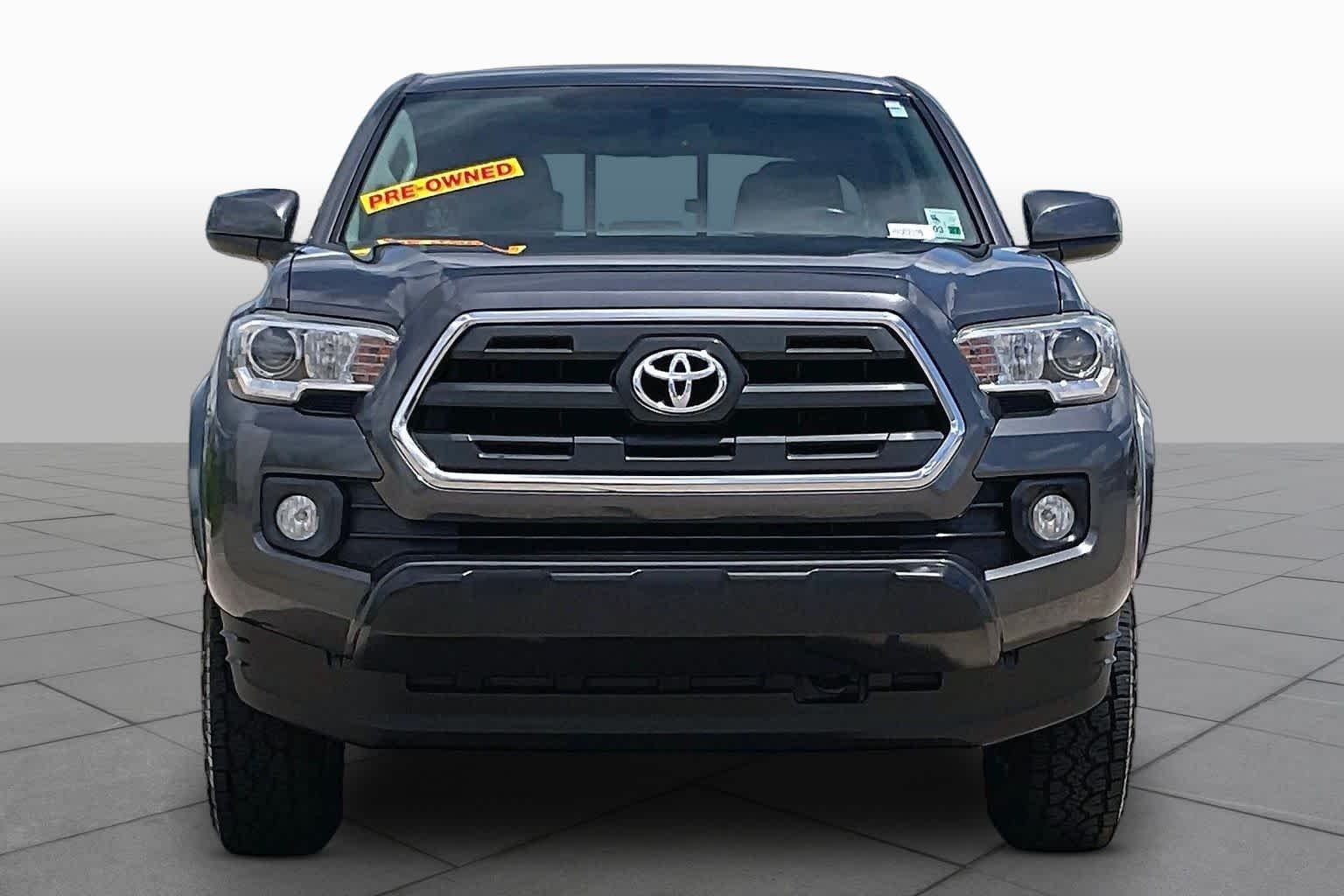 Used 2017 Magnetic Gray Metallic Toyota SR5 image 4