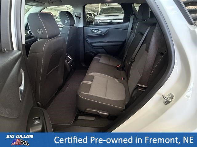 Used 2025 Summit White Chevrolet LT image 8