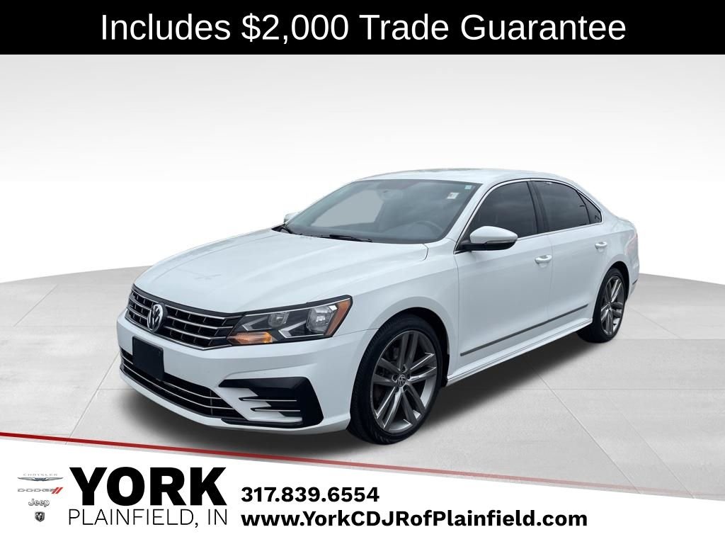 2016 Volkswagen Passat R-Line