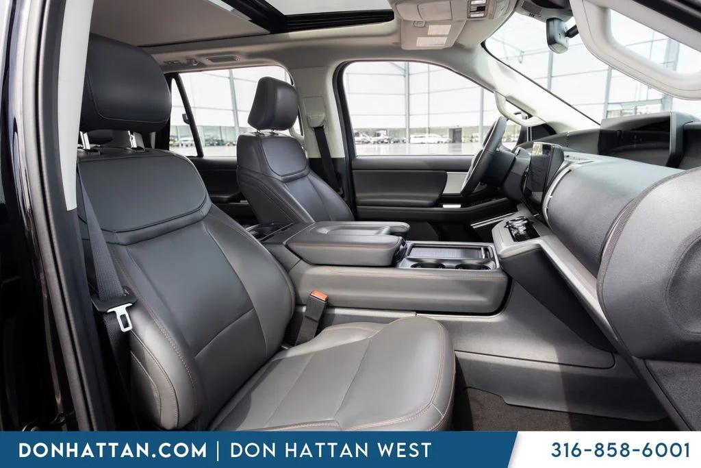 Used 2025 Black Ford Active image 22