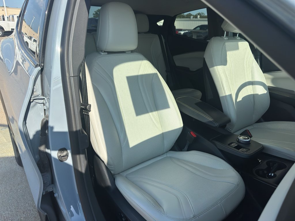 Used 2024 Glacier Gray Metallic TriCoat Ford Premium image 34