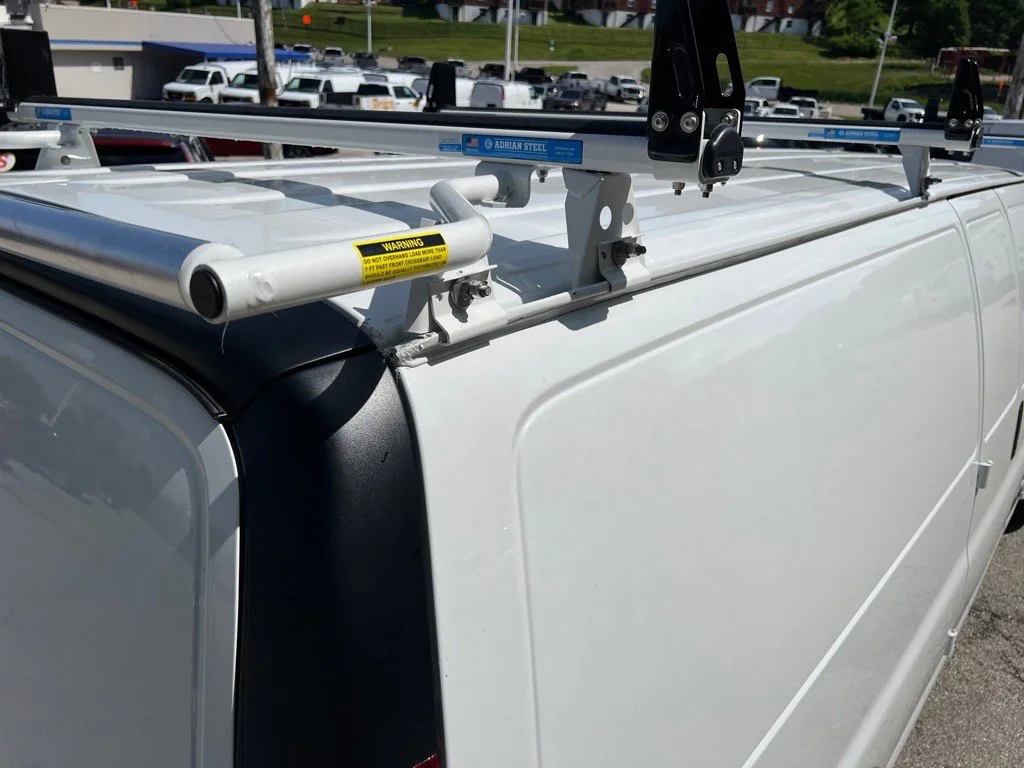 2025 GMC Savana Cargo Work Van - Photo 21