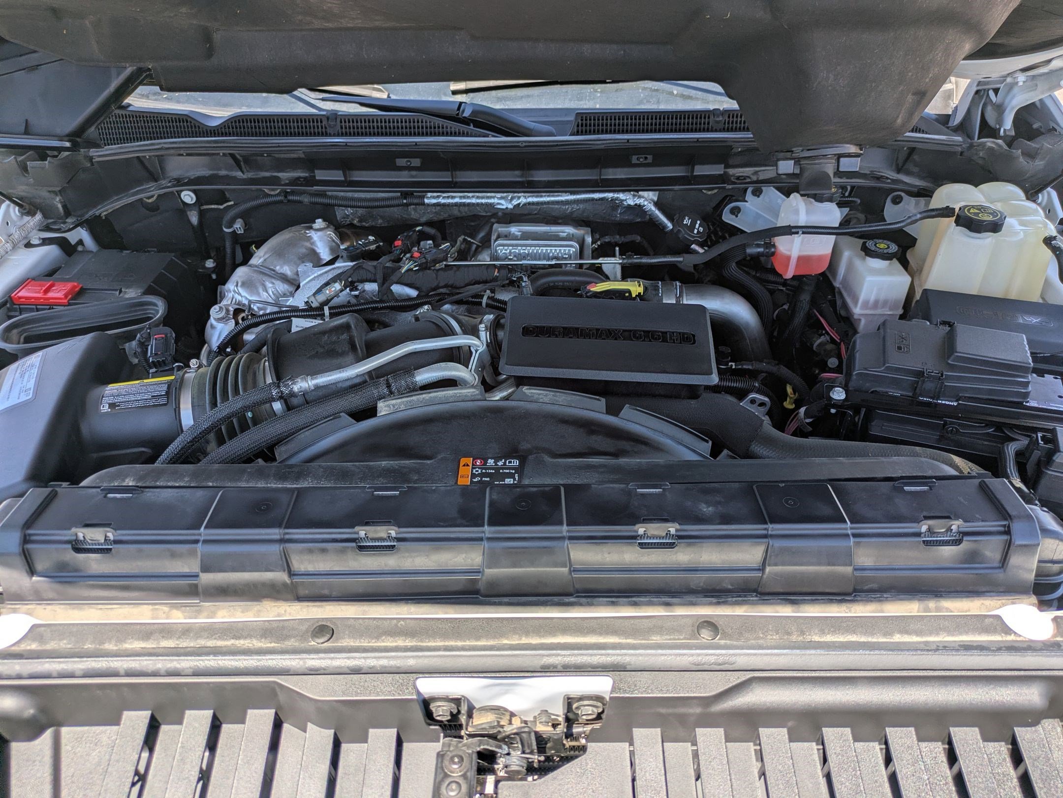 Used 2021 Summit White GMC Base image 30