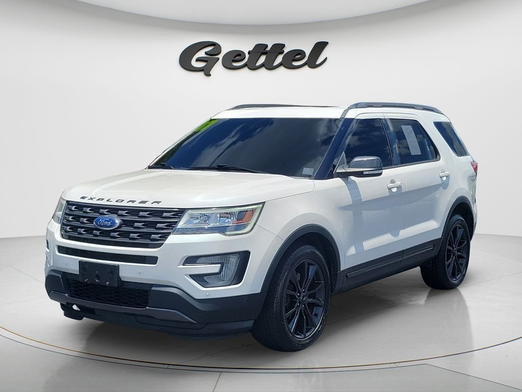 2017 Ford Explorer XLT 4WD's photo