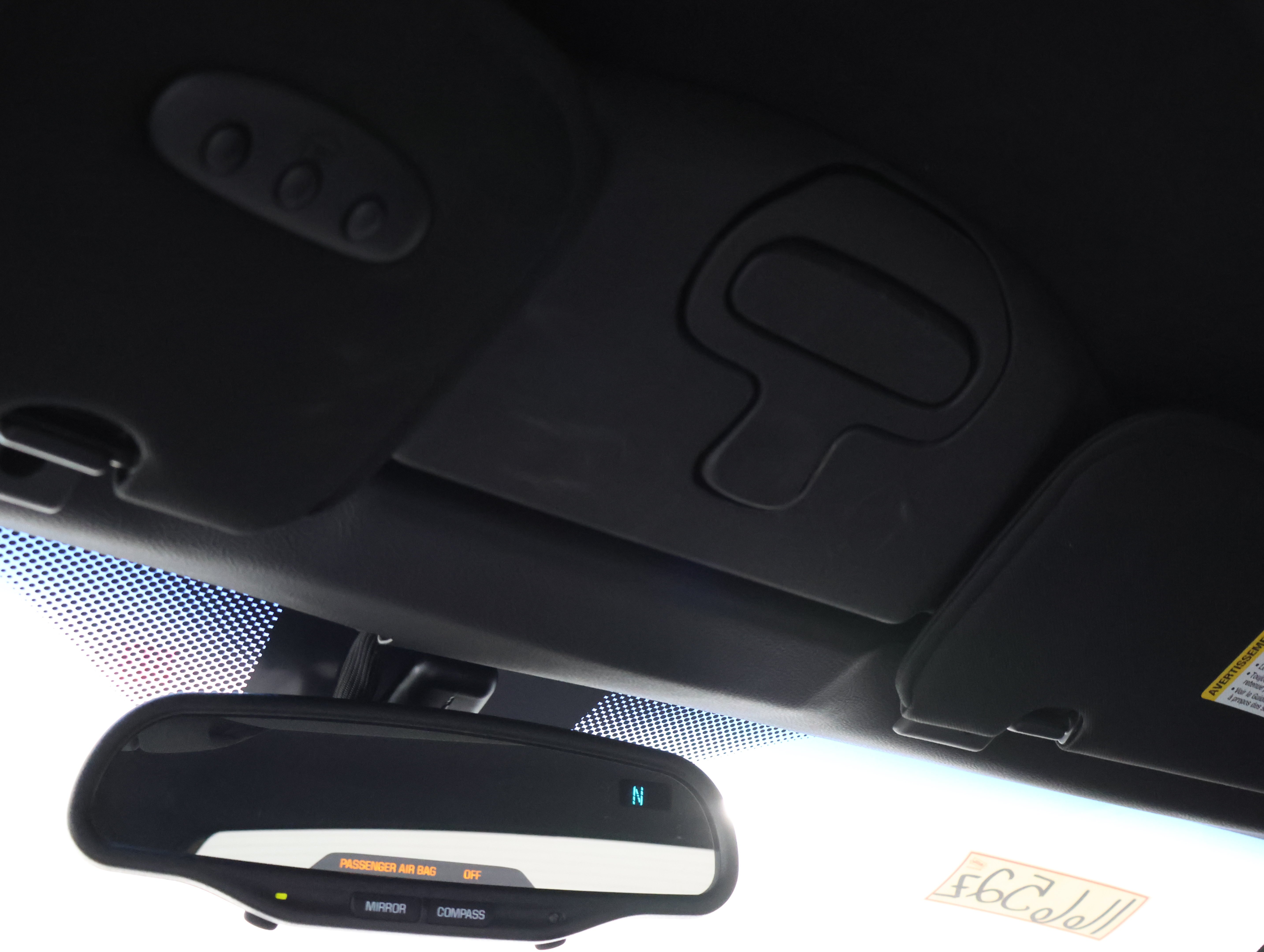 Used 2007 Arctic White Chevrolet  image 11