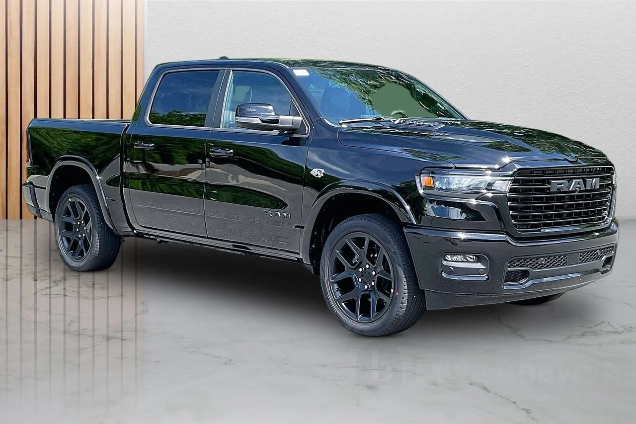 New 2026 Diamond Black Crystal Pearl-Coat Exterior Paint RAM Laramie image 1