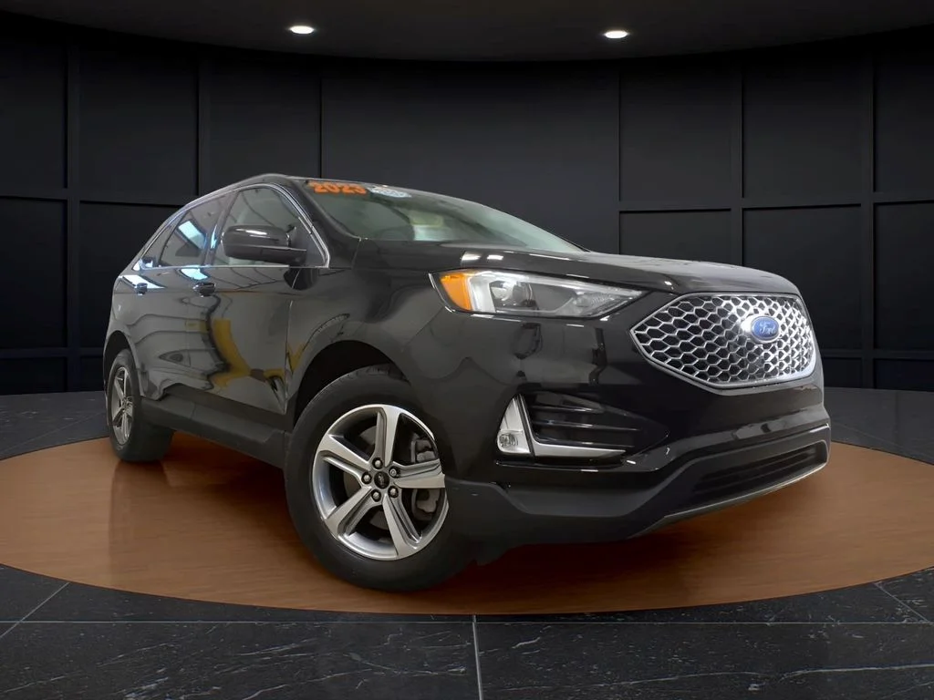 2023 Ford Edge SEL AWD's photo