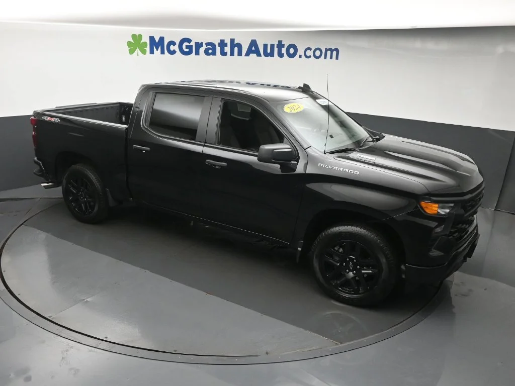 Used 2024 Black Chevrolet Custom image 3