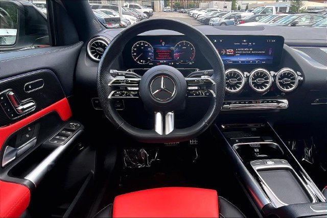 Certified Used 2024 White Mercedes-Benz GLA 250 image 4