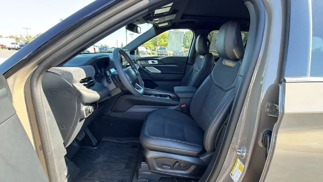 New 2026 Marsh Gray Ford Tremor® image 31