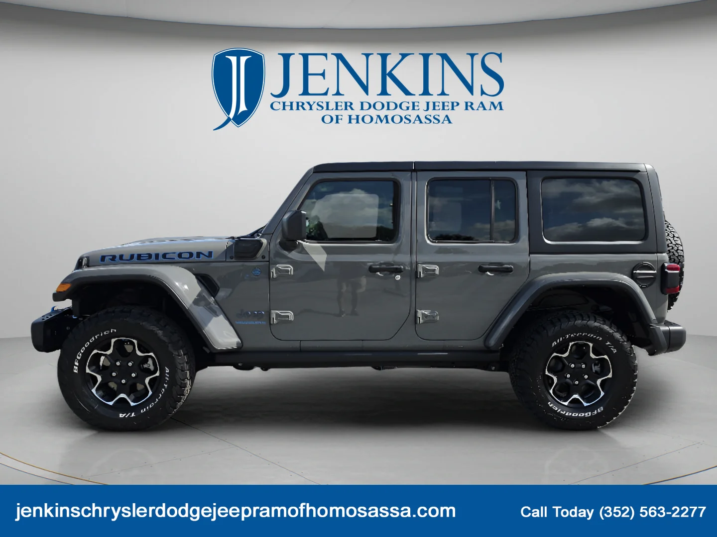 Used 2023 Sting-Gray Clearcoat Jeep Rubicon image 9