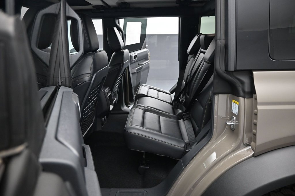 New 2026 Marsh Gray Ford Badlands image 18