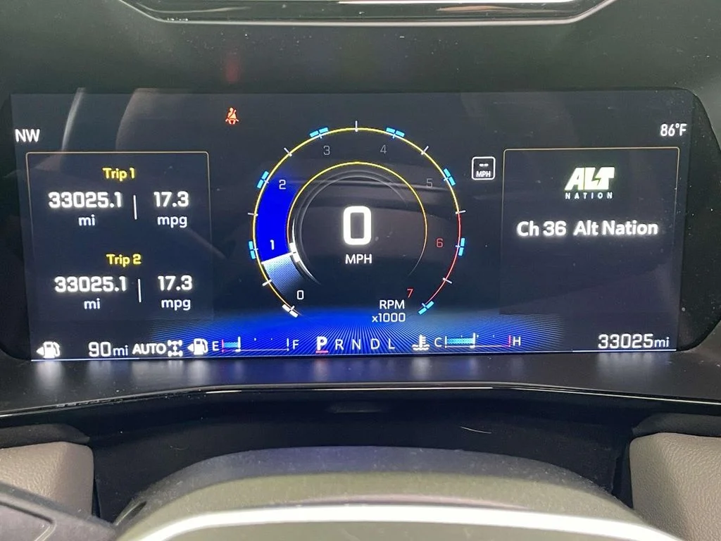 Used 2023 Black Chevrolet ZR2 image 37