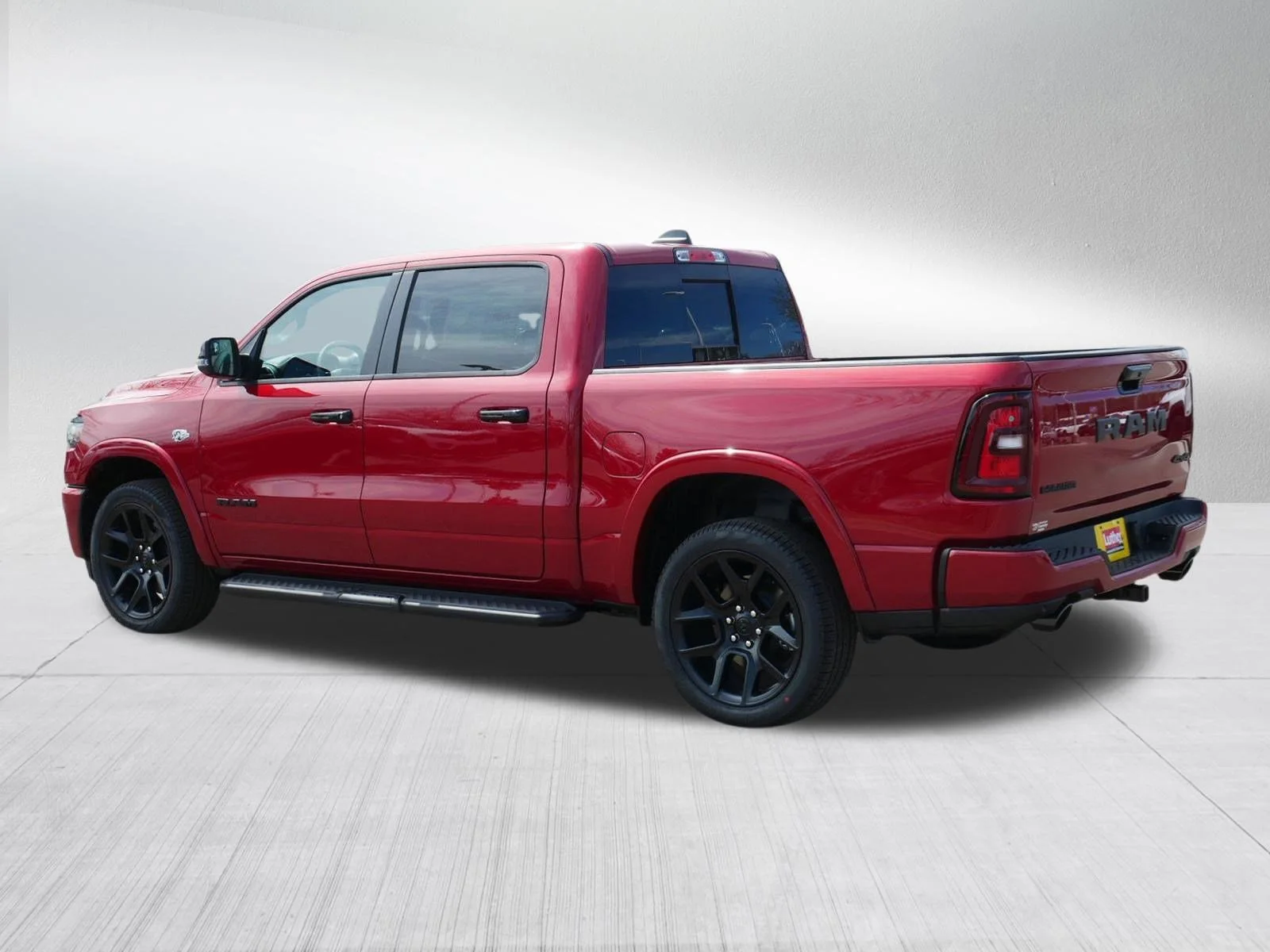 New 2026 Molten Red Pearl-Coat Exterior Paint RAM Laramie image 5
