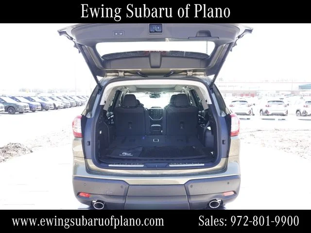 New 2026 AUTUMN GREEN METALLIC Subaru Touring 7-Passenger image 17