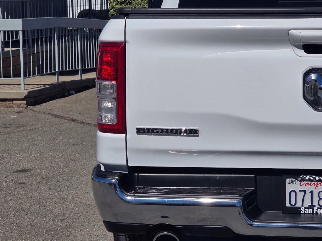 Certified Used 2022 White Ram Big Horn/Lone Star image 8