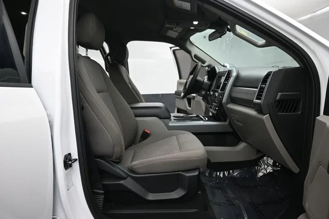 Certified Used 2021 Oxford White Ford XLT image 29