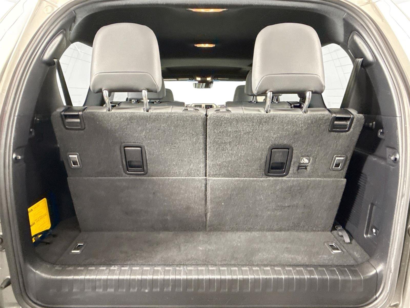 Used 2021 Atomic Silver Lexus GX 460 Premium image 37