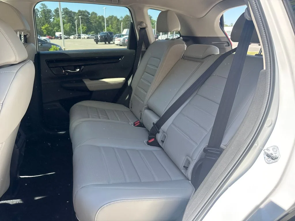 Certified Used 2024 Platinum White Pearl Honda EX-L image 31