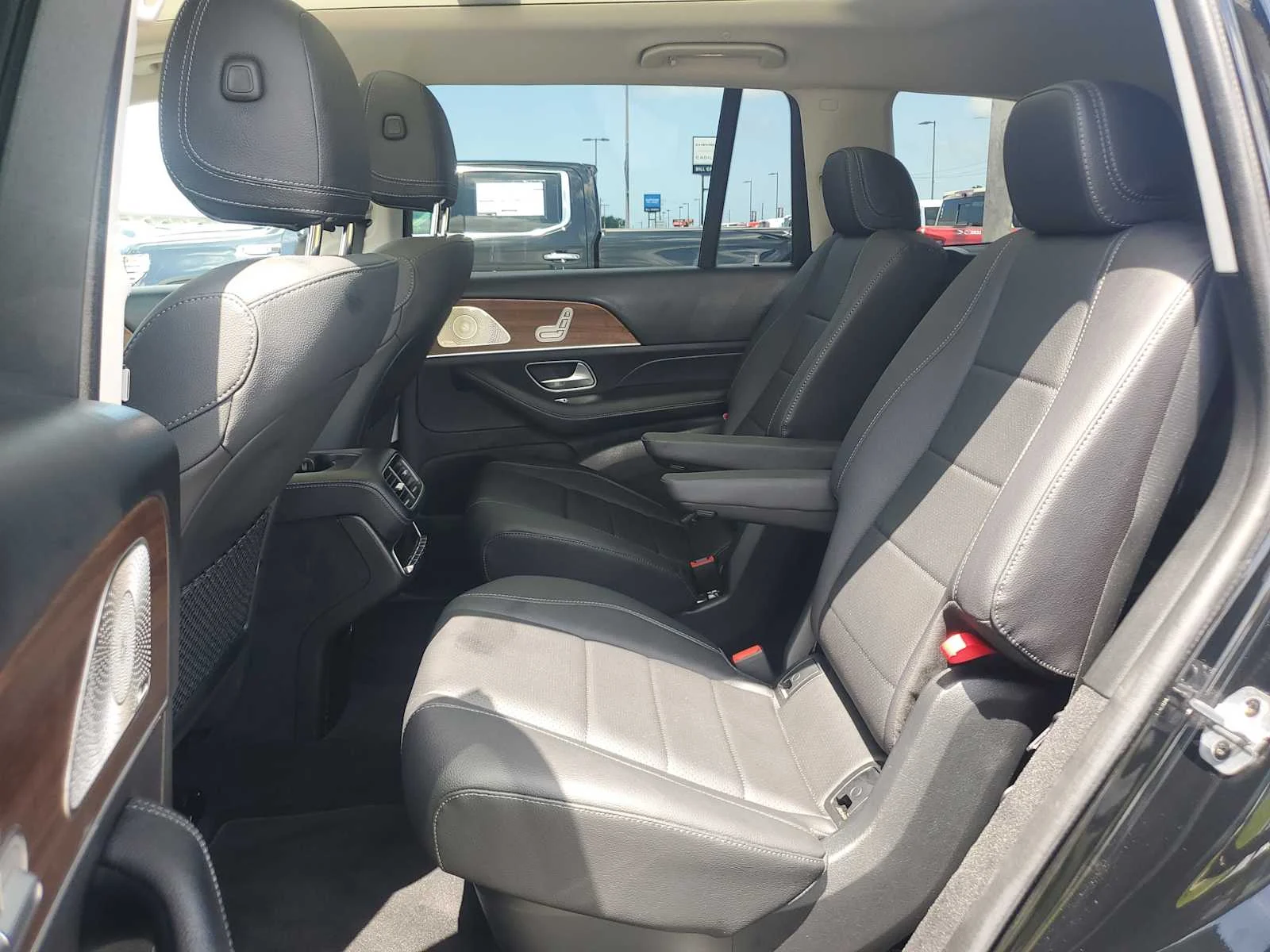 Used 2024  Mercedes-Benz GLS 450 image 14