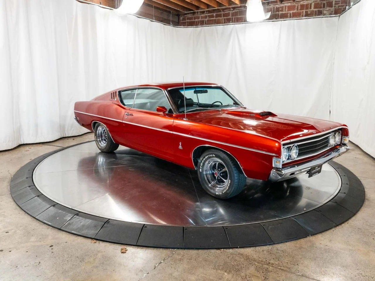 Used 1969 Red Ford 2 Door Sports Roof image 2