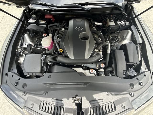 2023 Lexus IS 300 - Photo 27