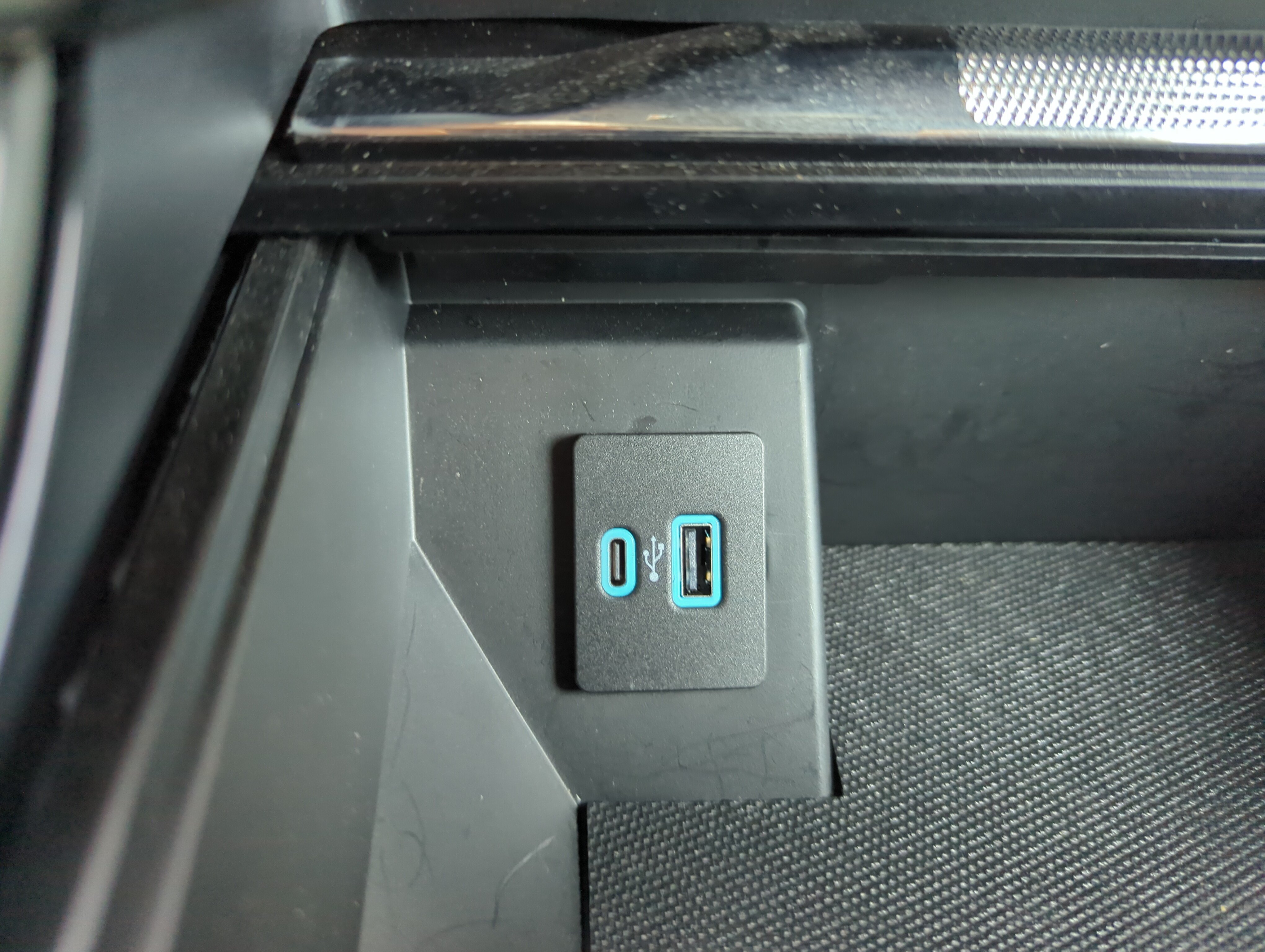 Used 2024 Avalanche Ford LARIAT image 29
