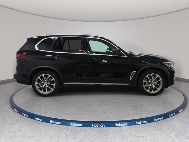 Used 2022 Jet Black BMW xDrive40i image 5