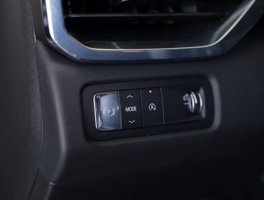 2026 GMC Acadia Elevation - Photo 10