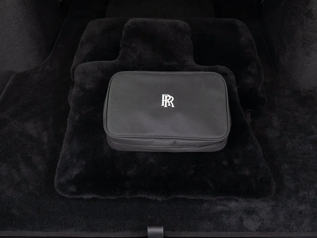 New 2027 Black Diamond Rolls-Royce  image 52
