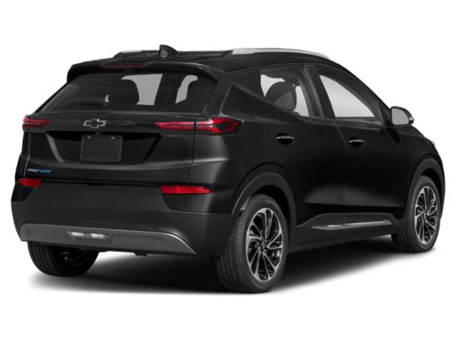 Used 2023 Chevrolet Bolt EUV Premier with VIN 1G1FZ6S08P4137599 for sale in Burnsville, MN