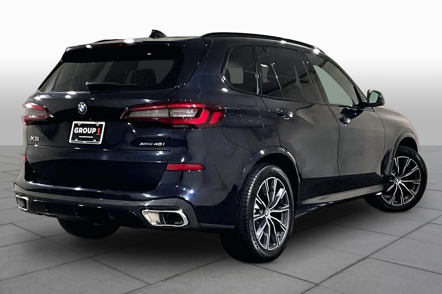 Used 2021 Carbon Black Metallic BMW xDrive40i image 24