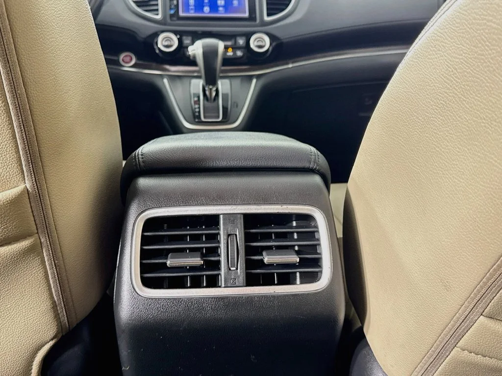 Used 2015 Mountain Air Metallic Honda EX-L image 31
