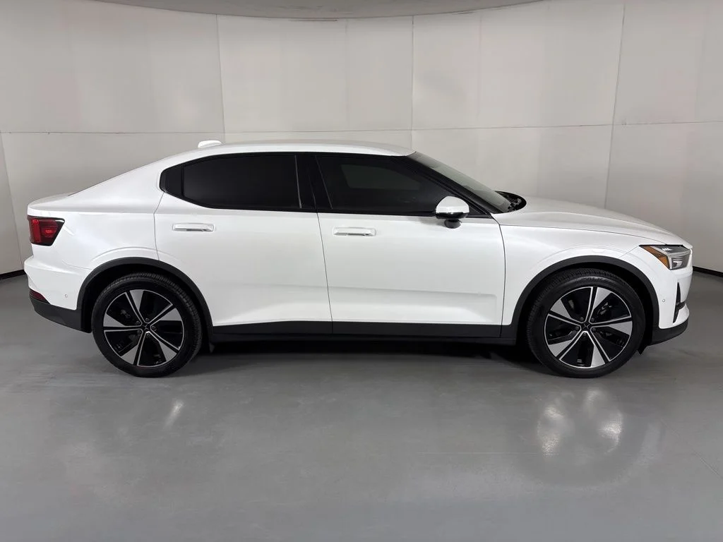 Used 2023 White Polestar Long Range Dual Motor image 9