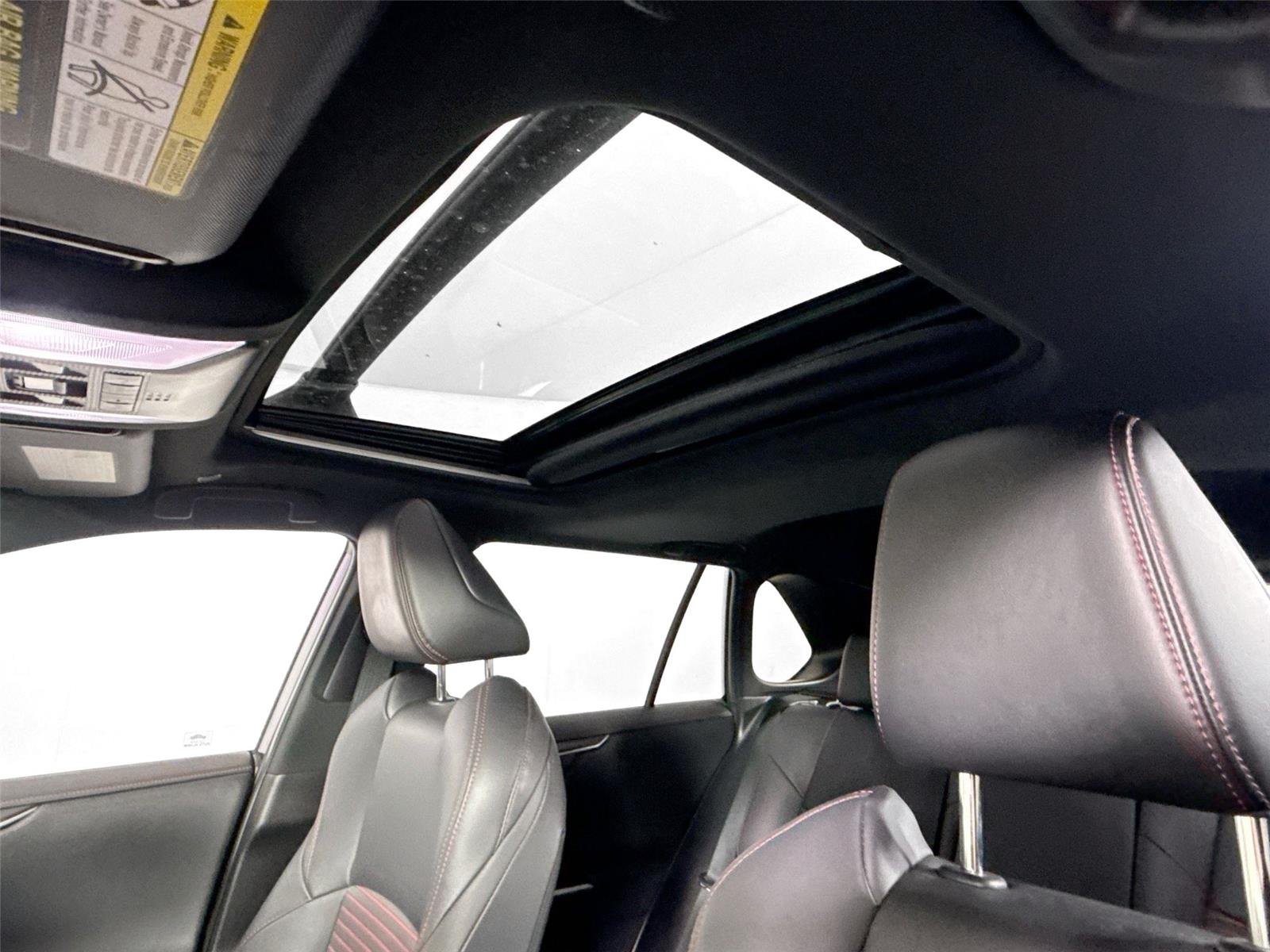 2025 Toyota RAV4 XSE - Photo 6