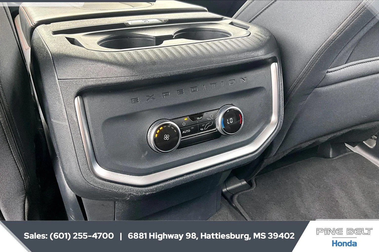 Used 2025 Oxford White Ford Active image 25