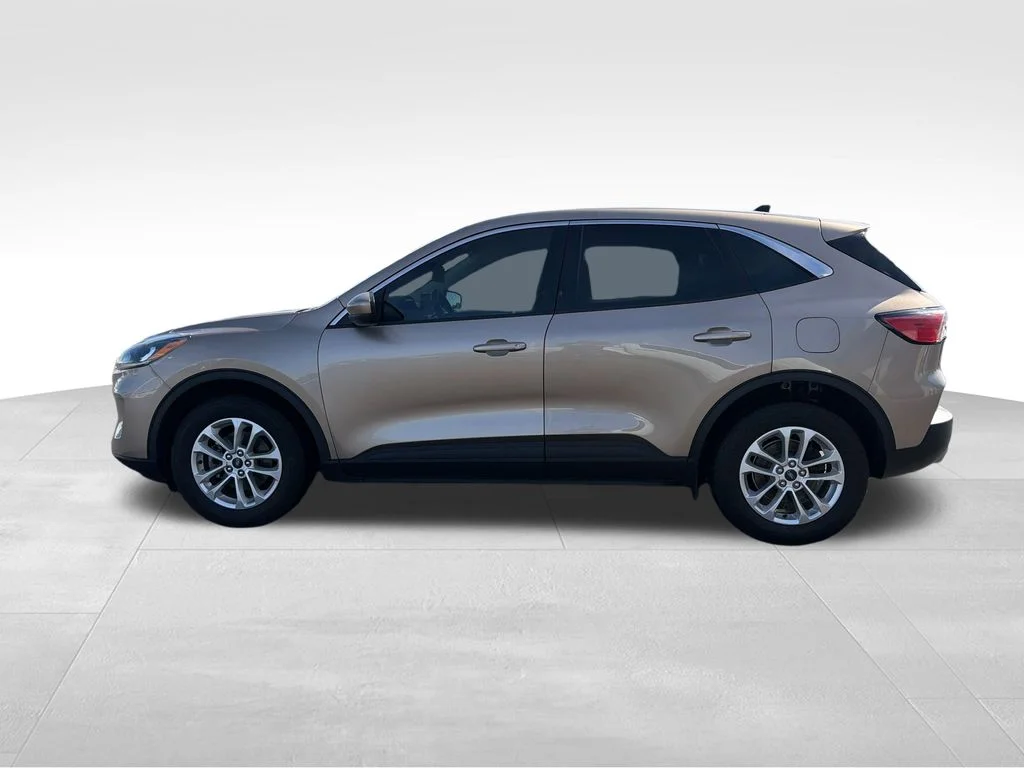 Used 2020 Ford Escape SE with VIN 1FMCU9G69LUC41466 for sale in Moses Lake, WA