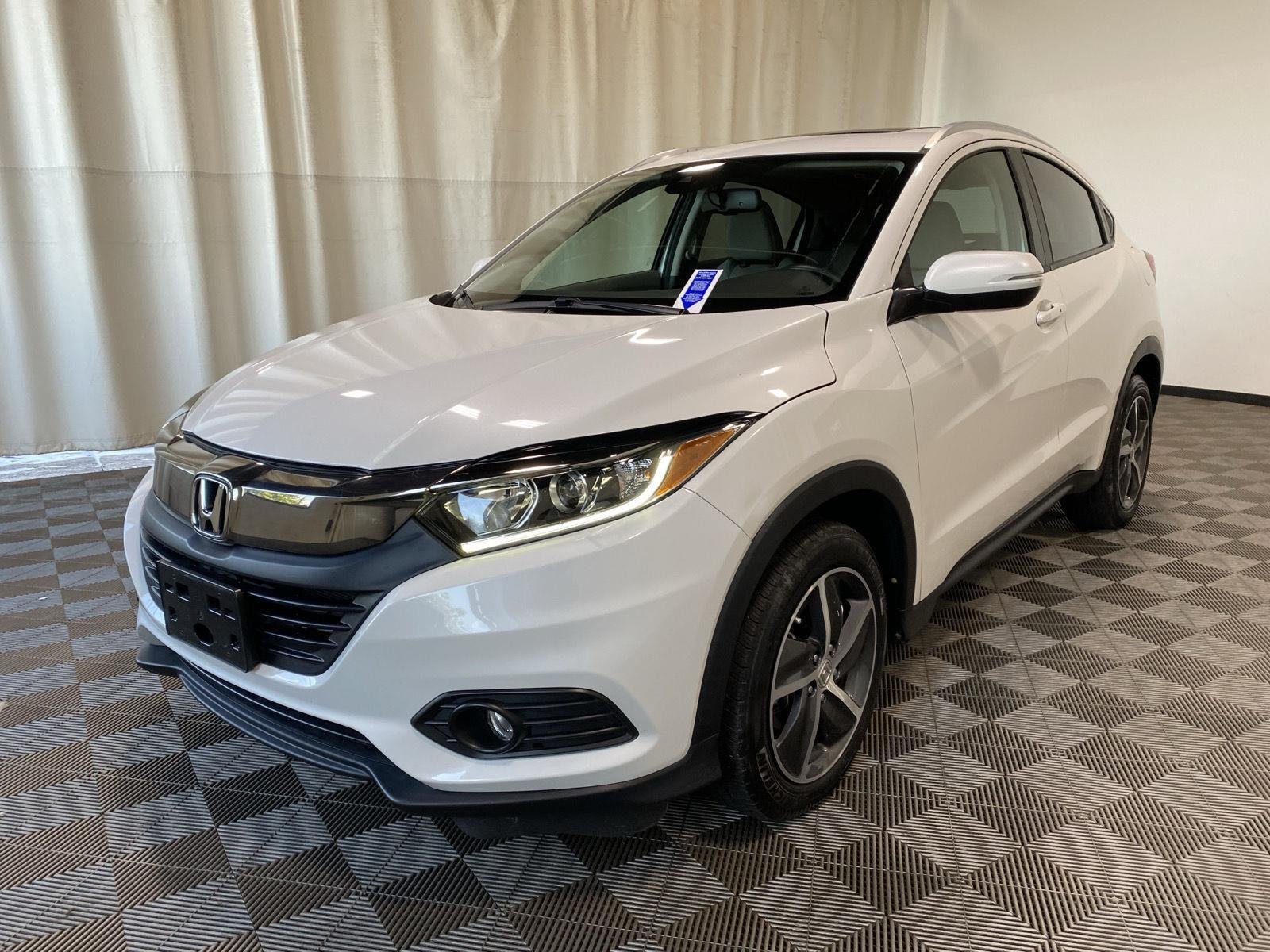 Used 2021 Platinum White Pearl Honda EX-L image 3