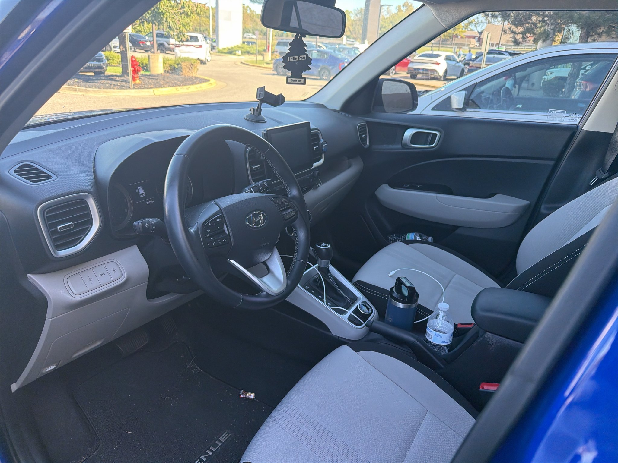 Used 2020 Intense Blue Hyundai SEL image 4