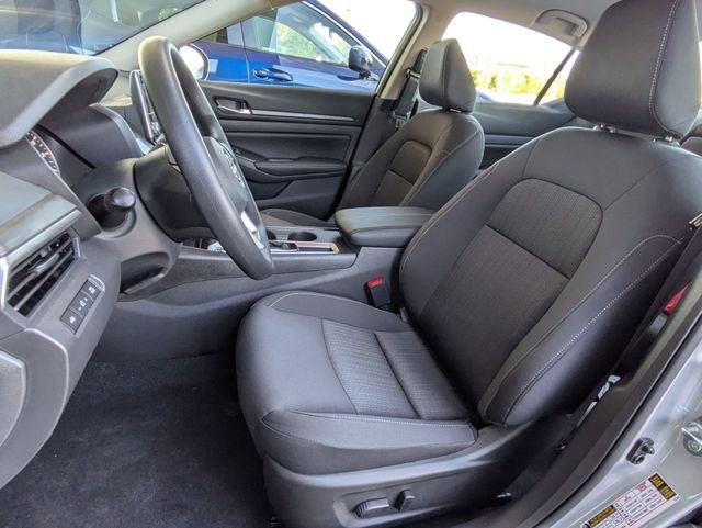 2025 Nissan Altima SV - Photo 20