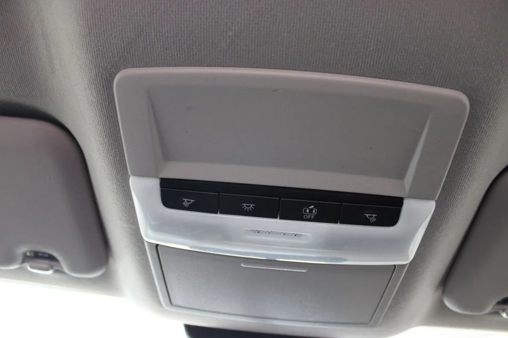 Used 2024 White Nissan SV image 34