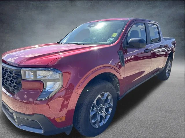 Used 2025 Red Ford XLT image 8