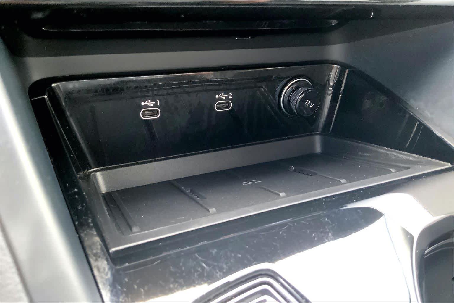 Used 2025 Tambora Gray Metallic Audi Premium Plus image 34