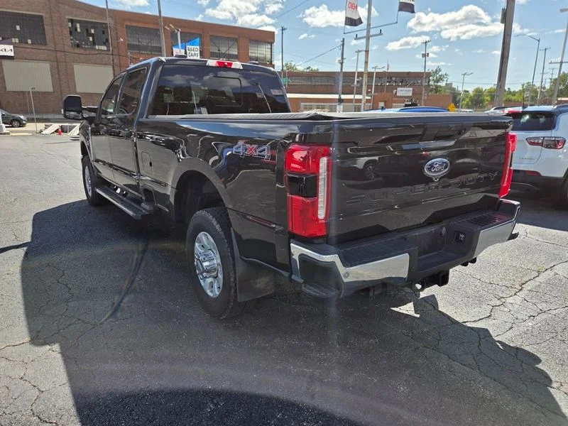 Used 2024 Brown Ford XLT image 5