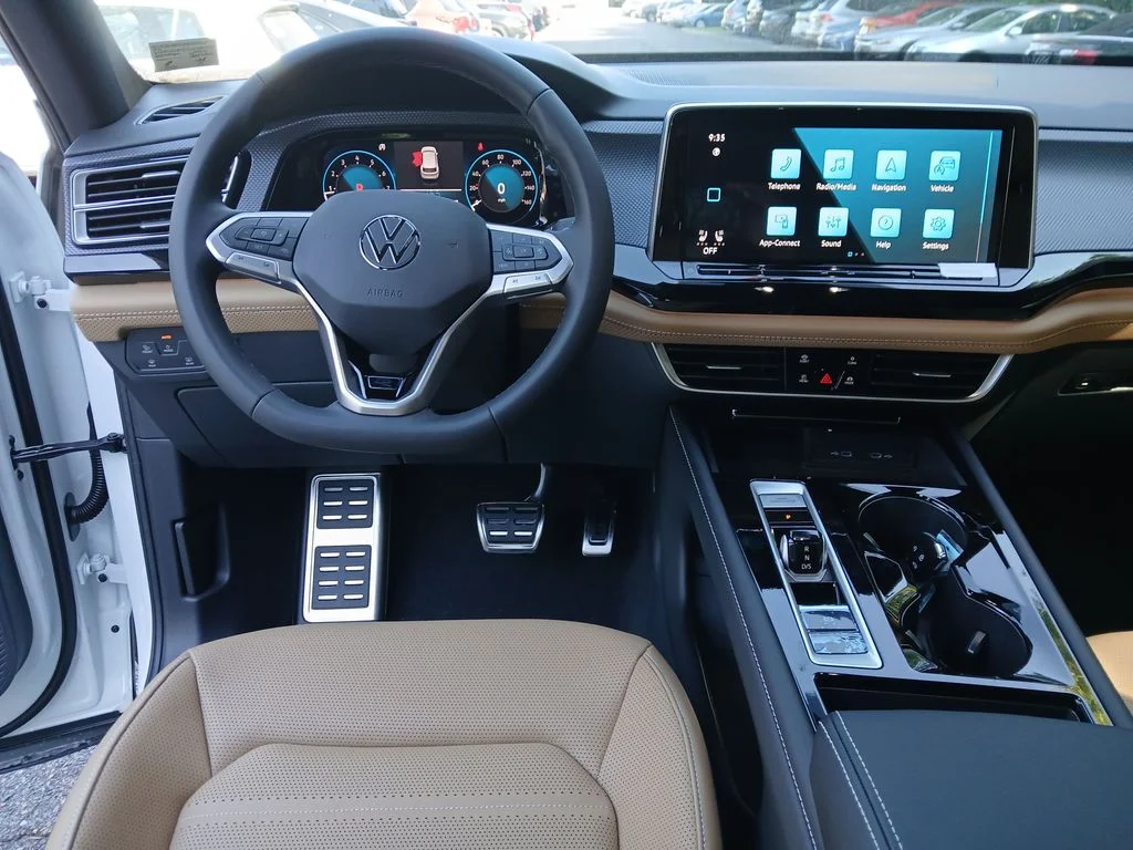 New 2026 White Volkswagen 2.0T SEL R-Line Black image 13